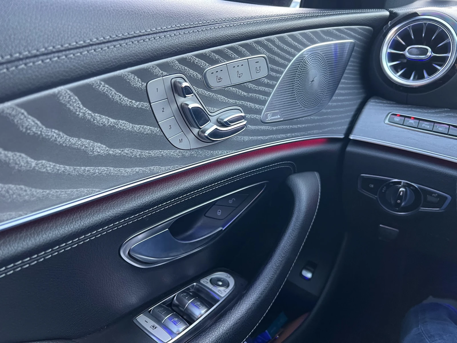 Mercedes-Benz CLS 400 400d - изображение 9