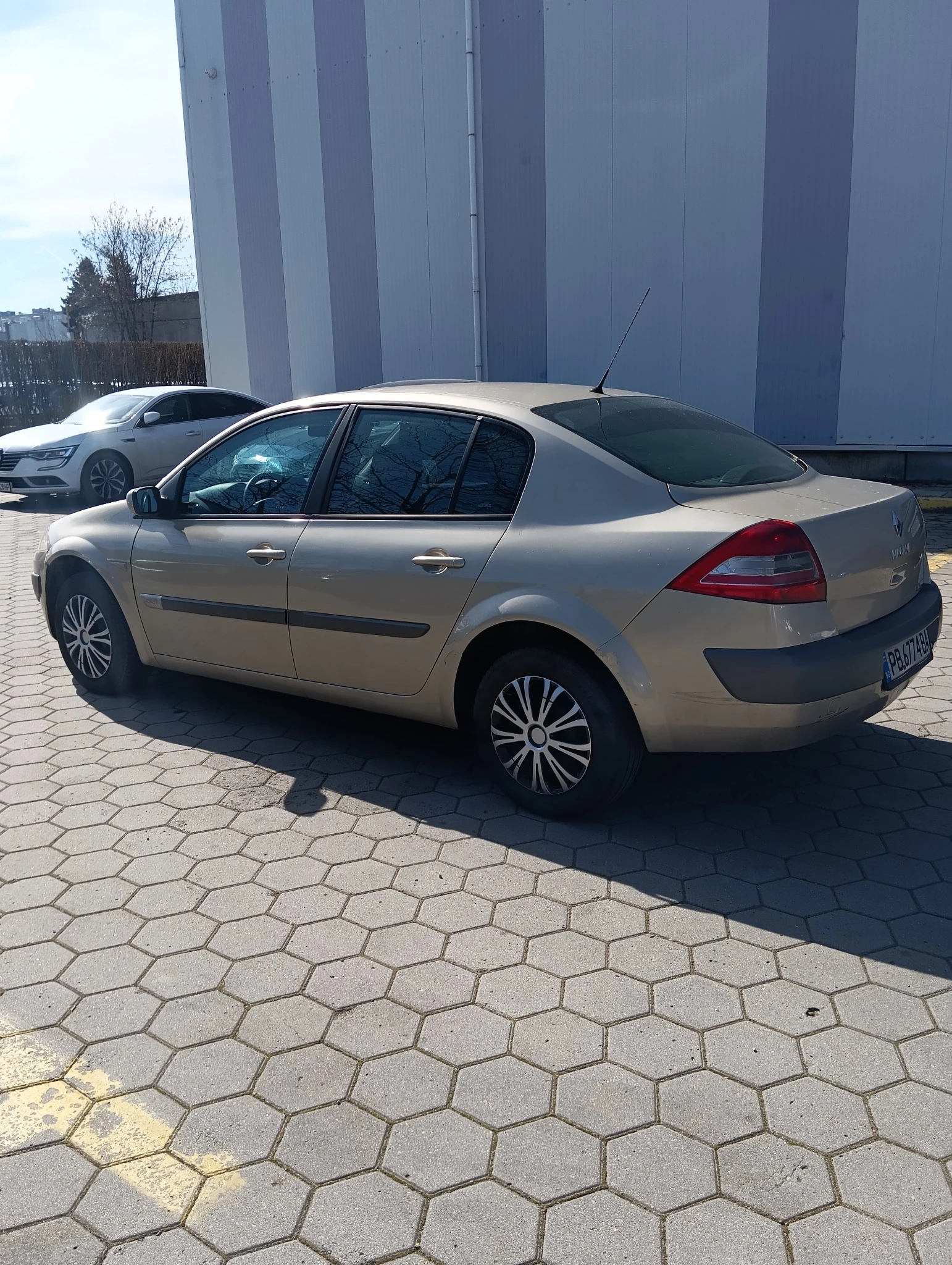 Renault Megane, снимка 2 - Автомобили и джипове - 53781867