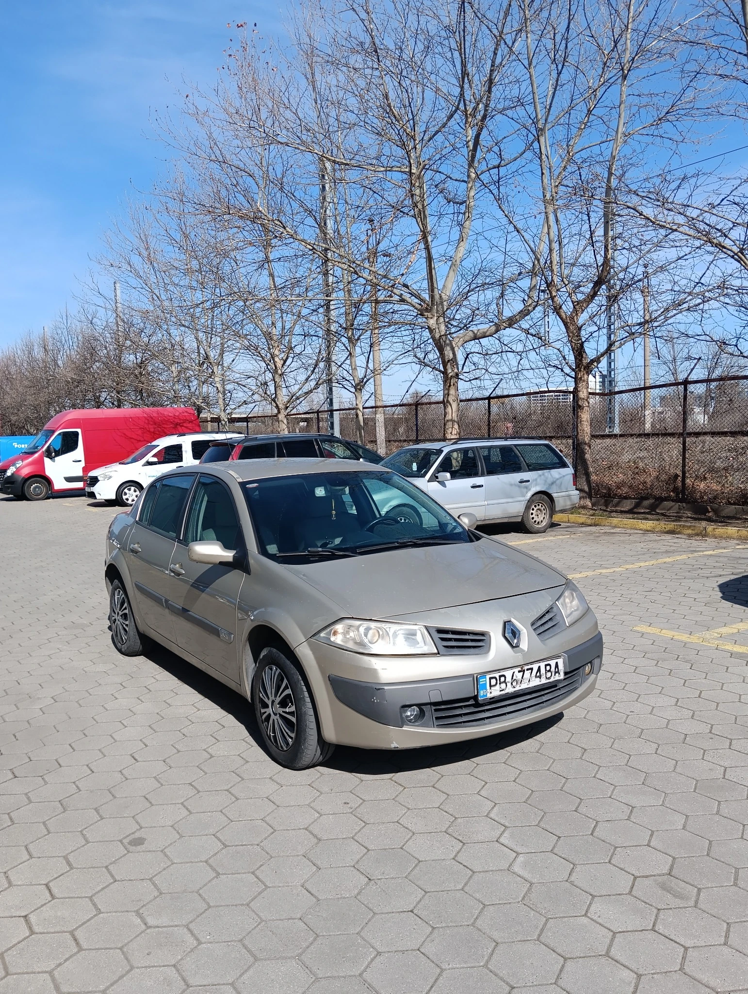 Renault Megane, снимка 3 - Автомобили и джипове - 53781867