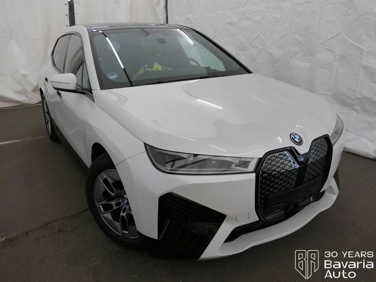 BMW iX 50 xDrive Sport, снимка 4 - Автомобили и джипове - 54000149