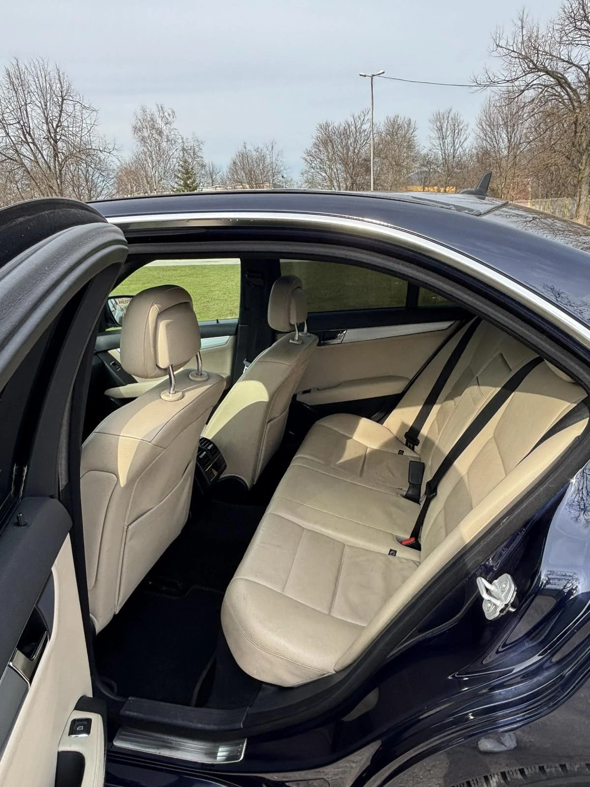 Mercedes-Benz C 280 3.0, снимка 13 - Автомобили и джипове - 54083039