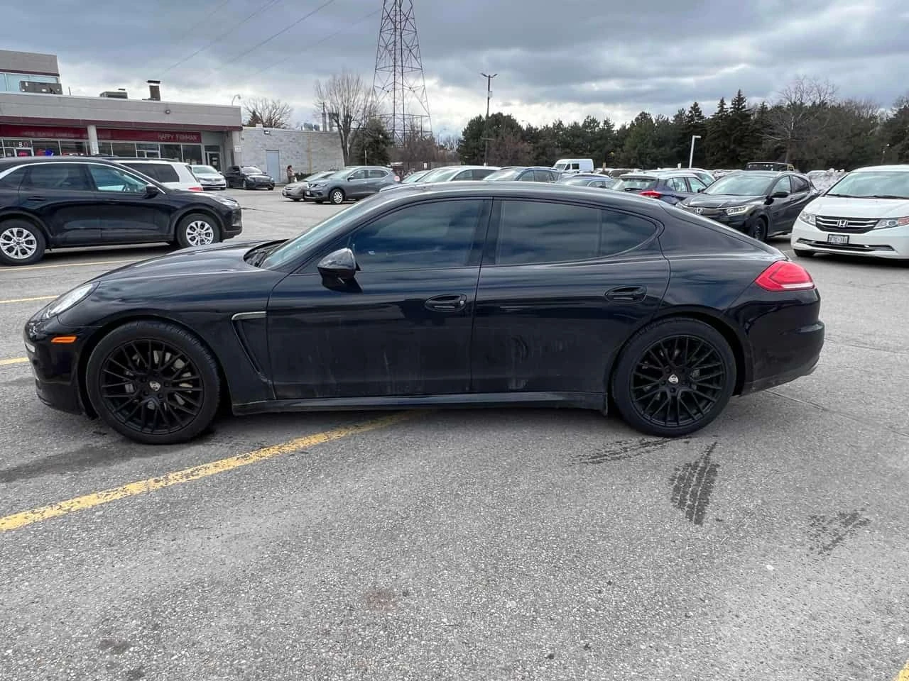 Porsche Panamera 4S * CARFAX * BOSE * ОБДУХВАНЕ * ВЪЗДУШНО ОКАЧВАНЕ, снимка 2 - Автомобили и джипове - 54445305