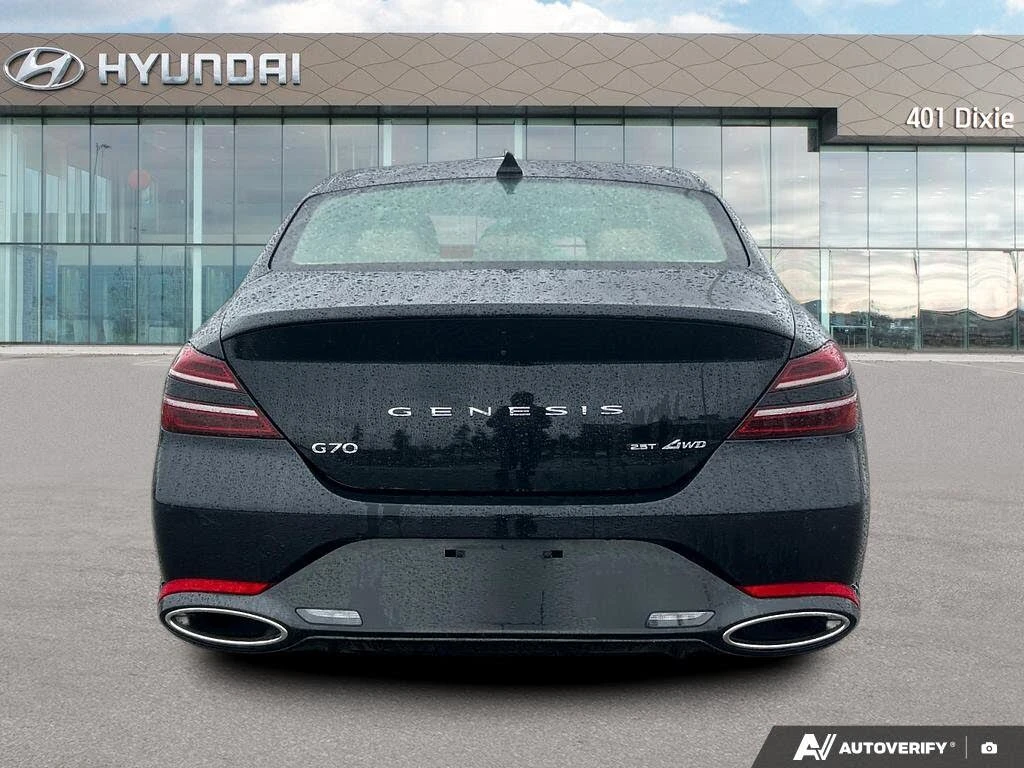 Genesis G70 2.5T Advanced AWD, снимка 10 - Автомобили и джипове - 54604715