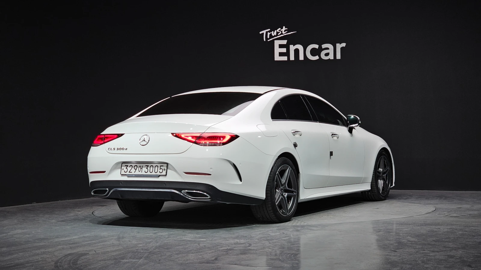 Mercedes-Benz CLS 300 CLS300d AMG Line | DISTRONIC | LED | AMG, снимка 2 - Автомобили и джипове - 54755991