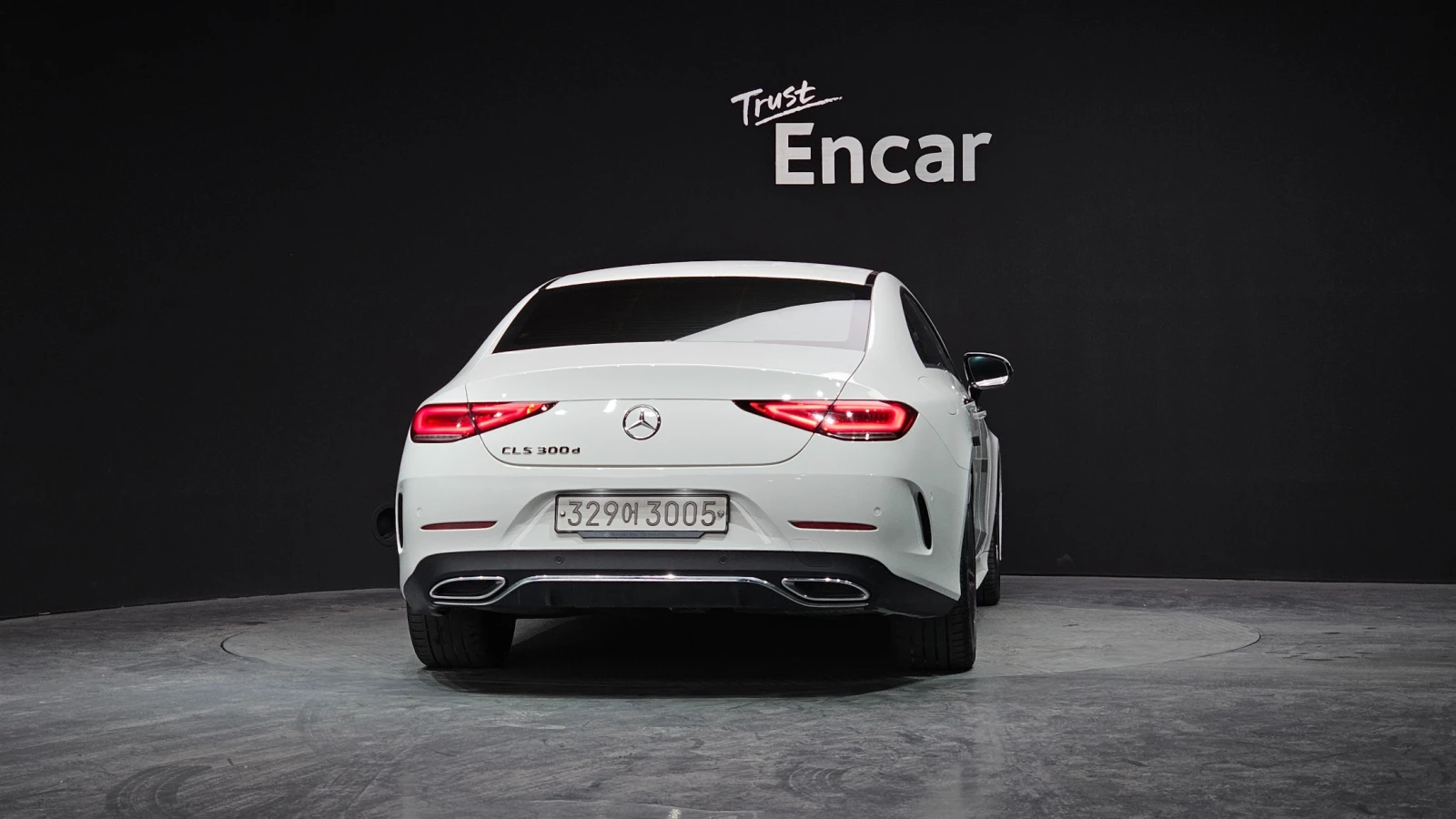 Mercedes-Benz CLS 300 CLS300d AMG Line | DISTRONIC | LED | AMG, снимка 4 - Автомобили и джипове - 54755991