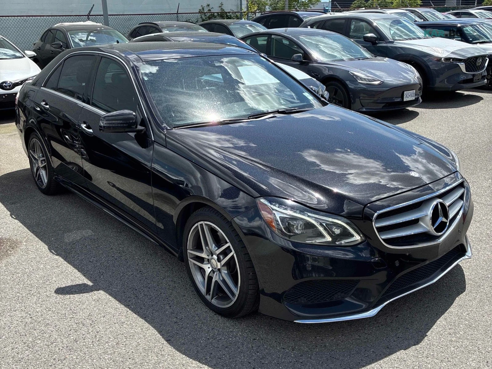 Mercedes-Benz E 400 * AвтоКредит * (ЦЕНА ДО БГ), снимка 3 - Автомобили и джипове - 54815721