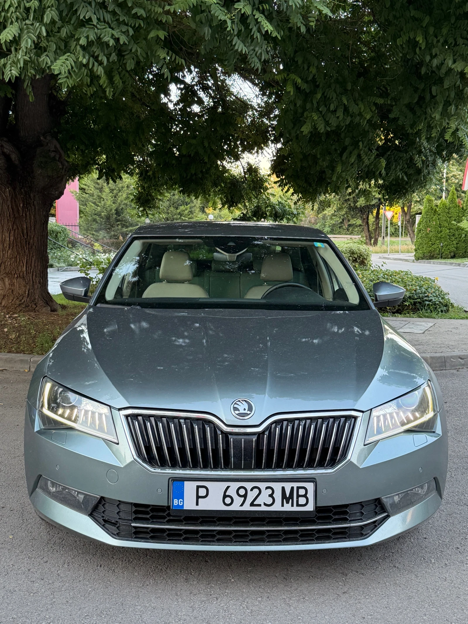 Skoda Superb, снимка 3 - Автомобили и джипове - 54952935