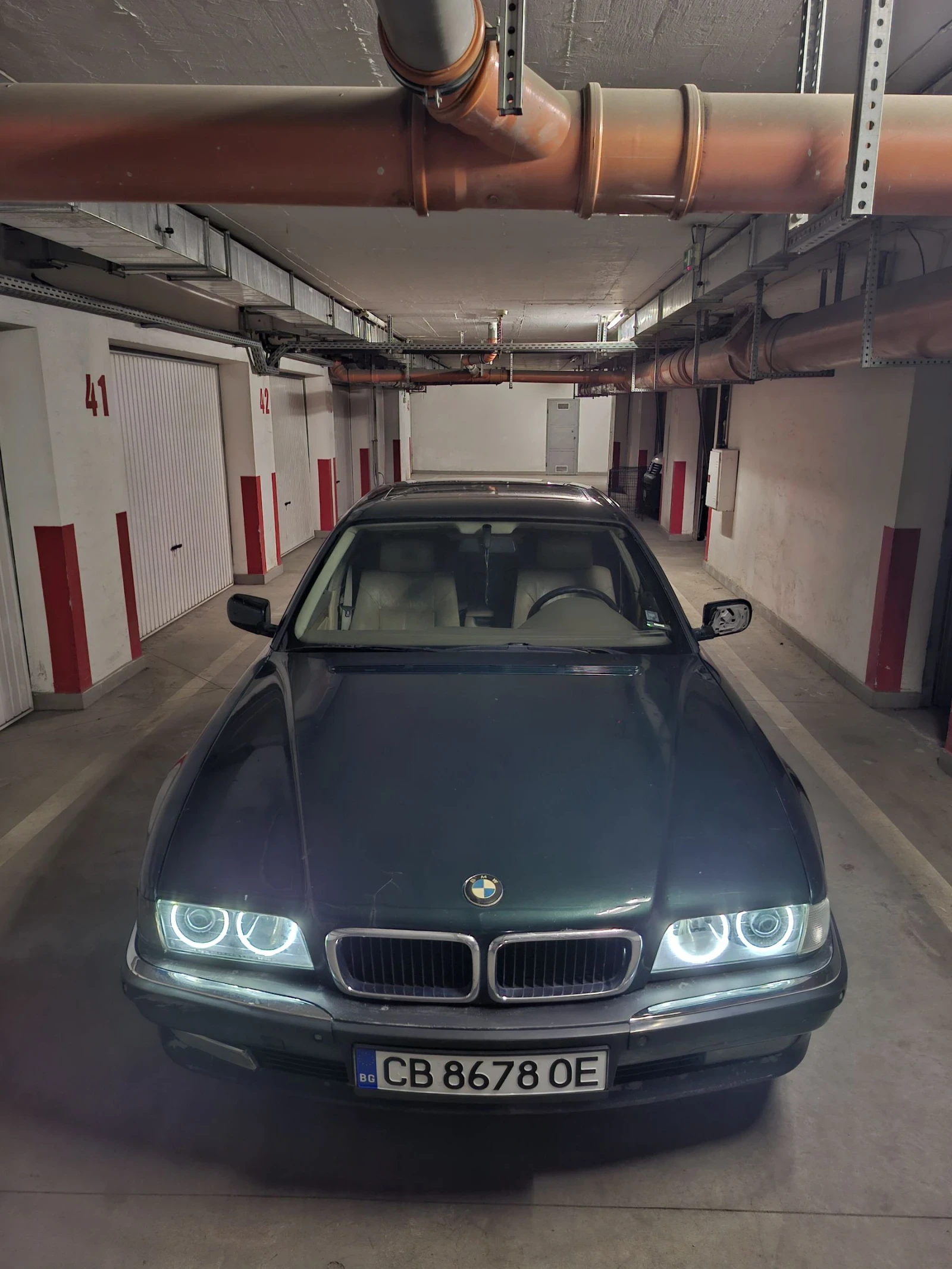 BMW 728 Газ.инж* Двоенстъклопакет* Подгрев* Шибедах* Паркт, снимка 10 - Автомобили и джипове - 55002681
