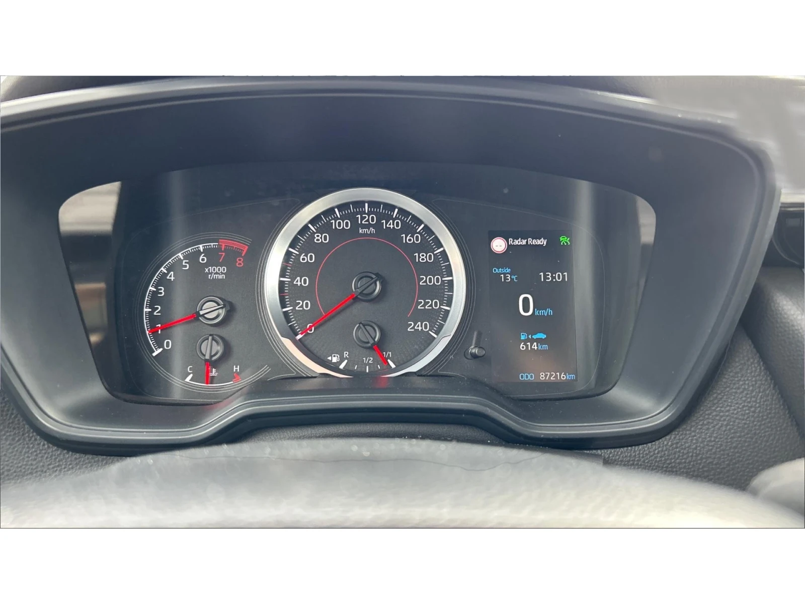 Toyota Corolla 1.5i M/T, Месечна вноска от 227  , снимка 13 - Автомобили и джипове - 55145189