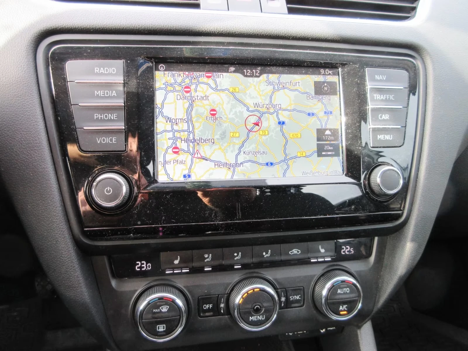 Skoda Octavia Combi Ambition, снимка 9 - Автомобили и джипове - 55207284