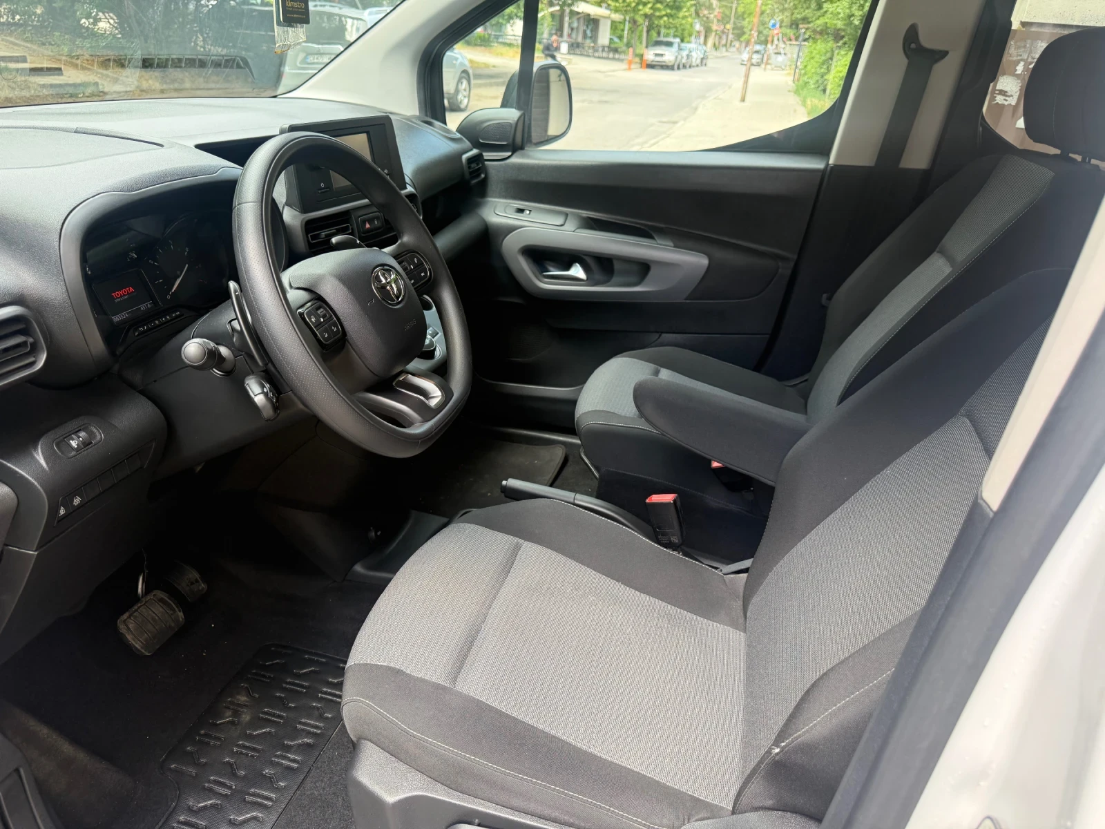 Peugeot Rifter Maxi-2 плъзгащи вр/Автомат/ЧистоНова в Гаранция!, снимка 14 - Автомобили и джипове - 55234780
