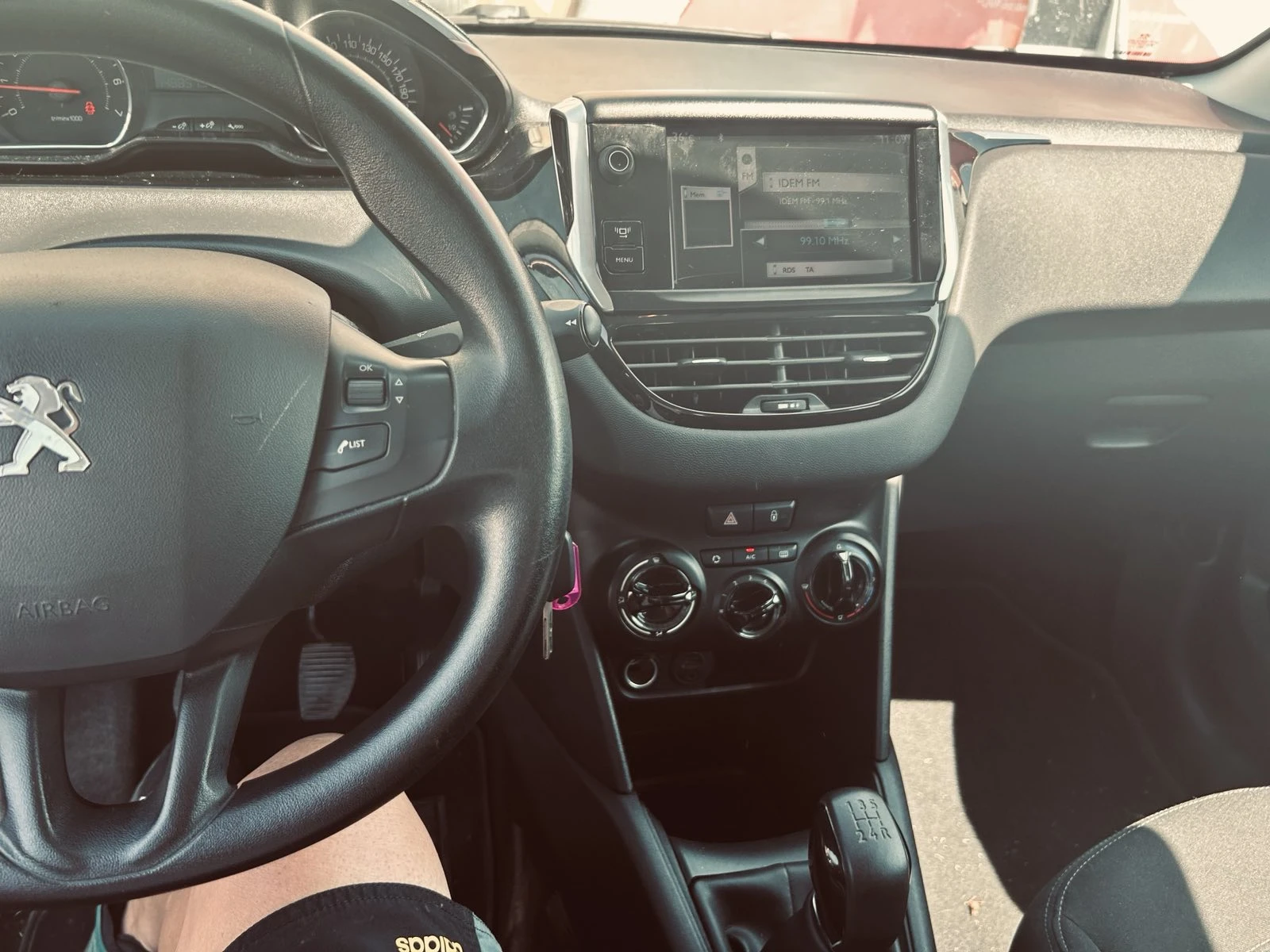 Peugeot 208 1.4i ESKLUZIVE  | Mobile.bg � ����������� 5