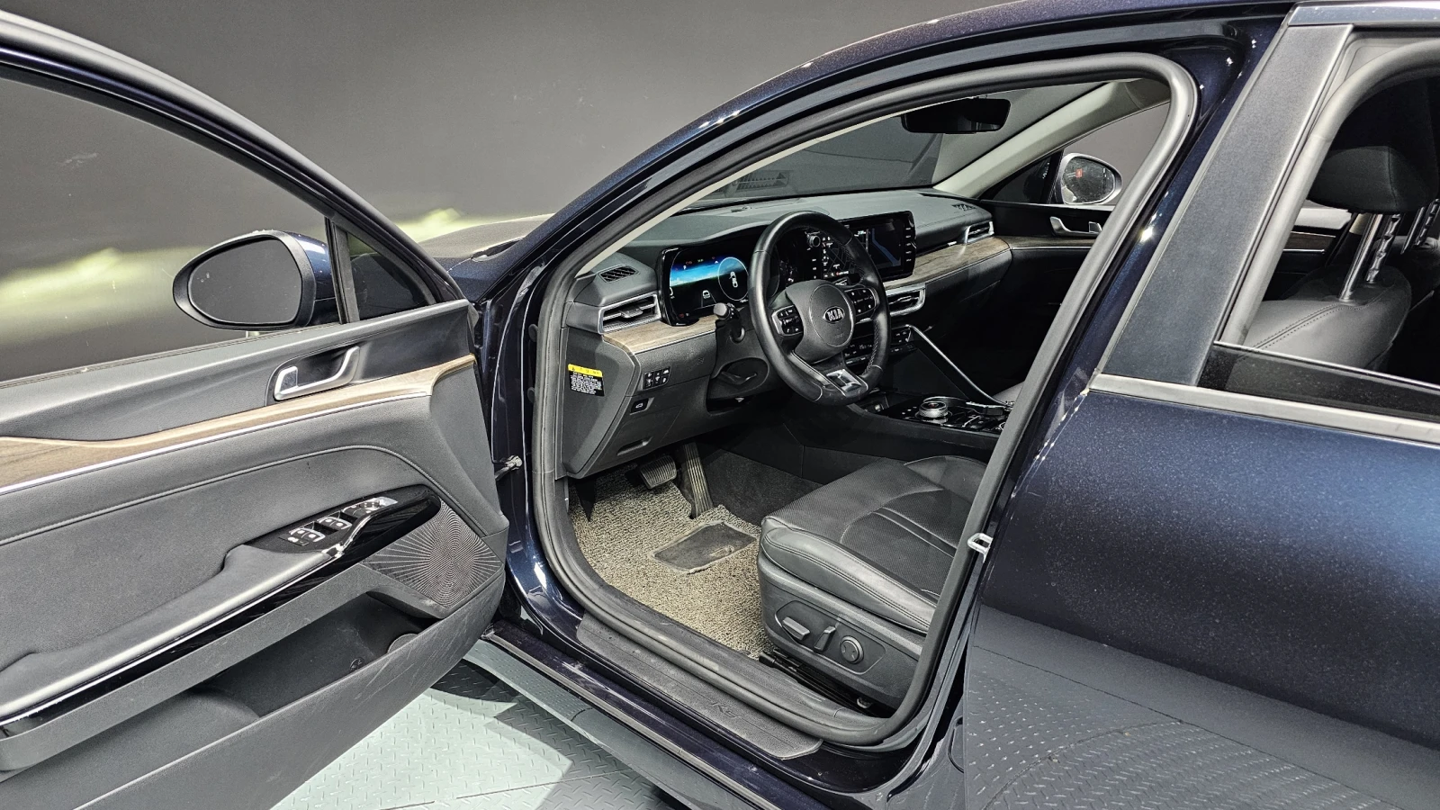 Kia K5 2.0 LPI Noblesse autogeorge.com, снимка 11 - Автомобили и джипове - 55702127