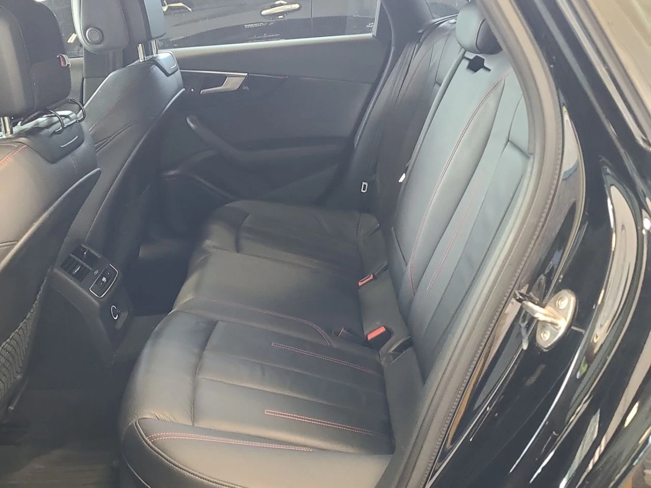 Audi A4 PROGRESSIV, снимка 12 - Автомобили и джипове - 55953537