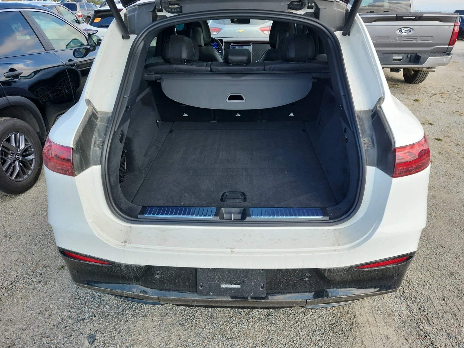 Mercedes-Benz EQS * 450 * АВТОКРЕДИТ БЕЗ ПЪРВОНАЧАЛНА ВНОСКА* , снимка 14 - Автомобили и джипове - 56124737