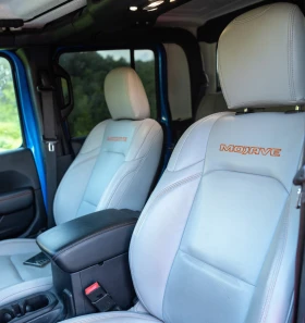 Jeep Wrangler GLADIATOR MOJAVE, снимка 16