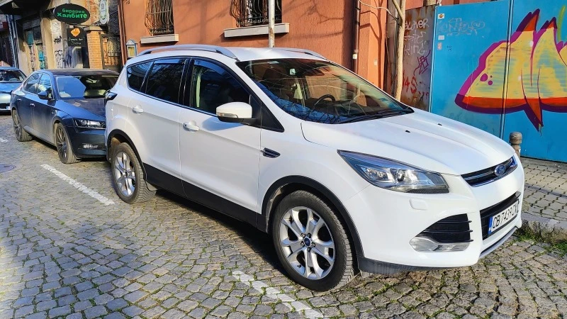 Ford Kuga TITANIUM, снимка 4 - Автомобили и джипове - 47571485