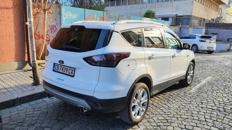 Ford Kuga TITANIUM, снимка 3 - Автомобили и джипове - 47508213