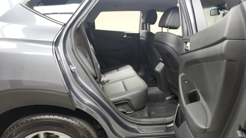 Hyundai Tucson 2.0 2WD MODERN autogeorge.com, снимка 12 - Автомобили и джипове - 51903591