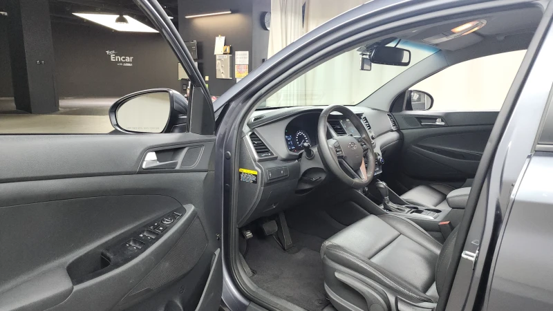 Hyundai Tucson 2.0 2WD MODERN autogeorge.com, снимка 10 - Автомобили и джипове - 51903591