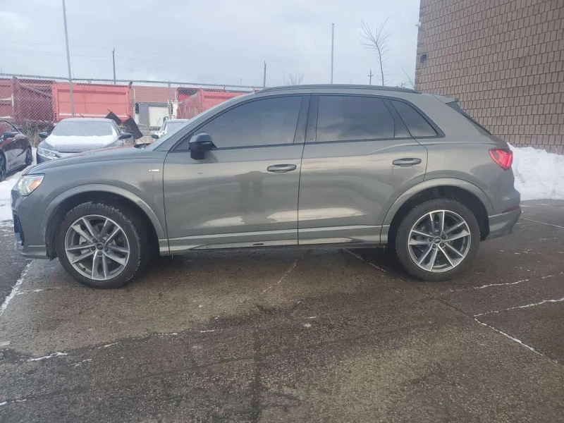 Audi Q3 * 45 TFSI quattro * CARFAX * ЦЕНА ДО БГ, снимка 2 - Автомобили и джипове - 53535777