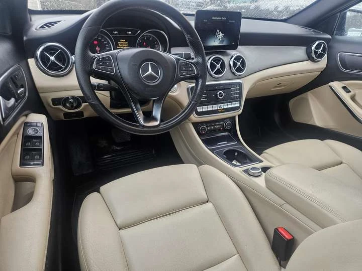 Mercedes-Benz GLA GLA 250 4MATIC SUV | LOADED | CERTIFIED, снимка 10 - Автомобили и джипове - 53559055