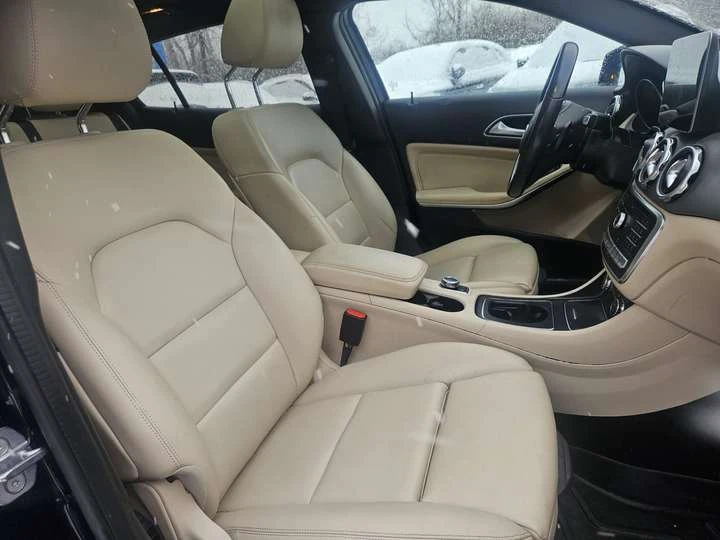 Mercedes-Benz GLA GLA 250 4MATIC SUV | LOADED | CERTIFIED, снимка 15 - Автомобили и джипове - 53559055