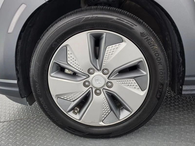 Hyundai Kona Premium| 201к.с., снимка 5 - Автомобили и джипове - 56199761