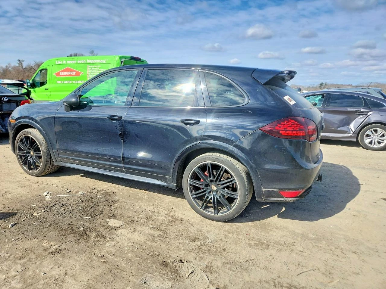 Porsche Cayenne GTS, снимка 2 - Автомобили и джипове - 53985057