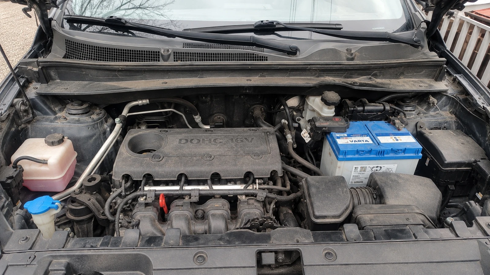 Kia Sportage 2.0i/АВТОМАТ/4X4, снимка 14 - Автомобили и джипове - 54552693