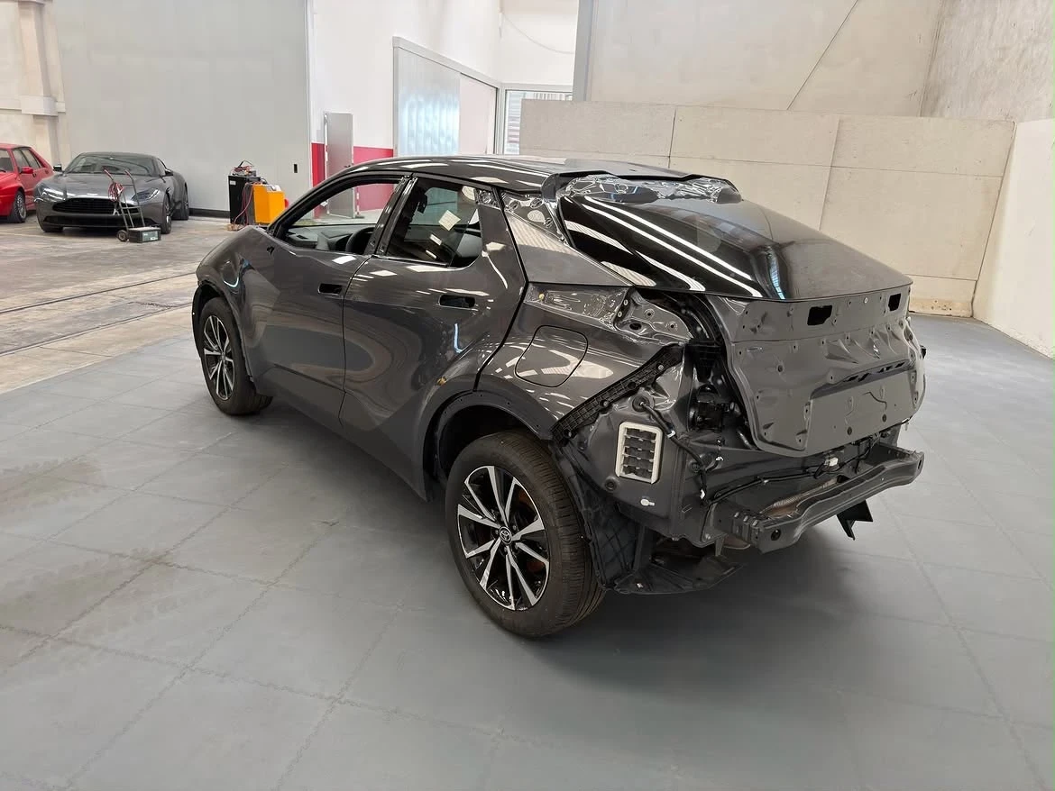 Toyota C-HR 2.0 Full Hybrid Trend New Model | Mobile.bg � ����������� 3