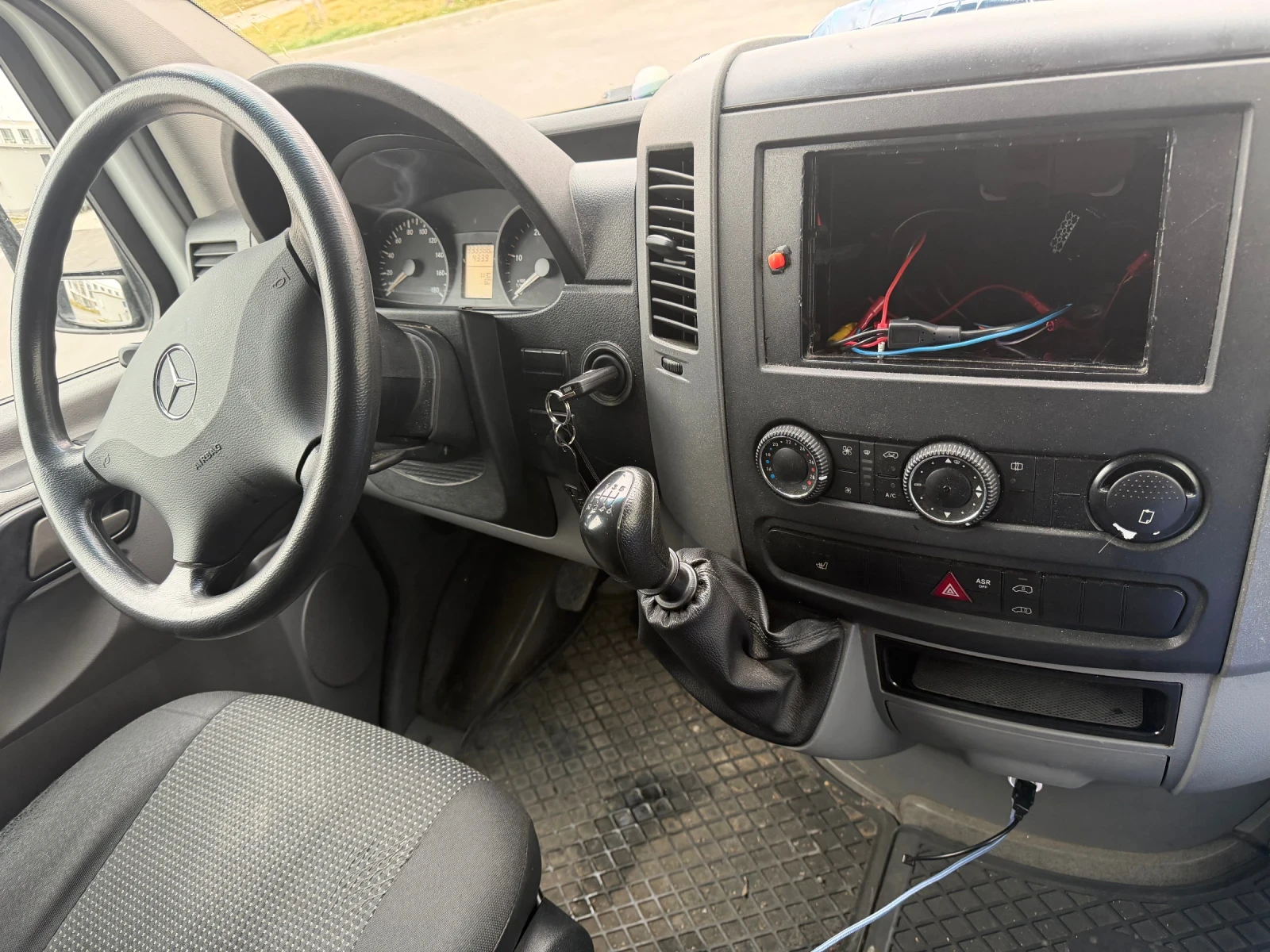 Mercedes-Benz 316, снимка 9 - Бусове и автобуси - 53894740