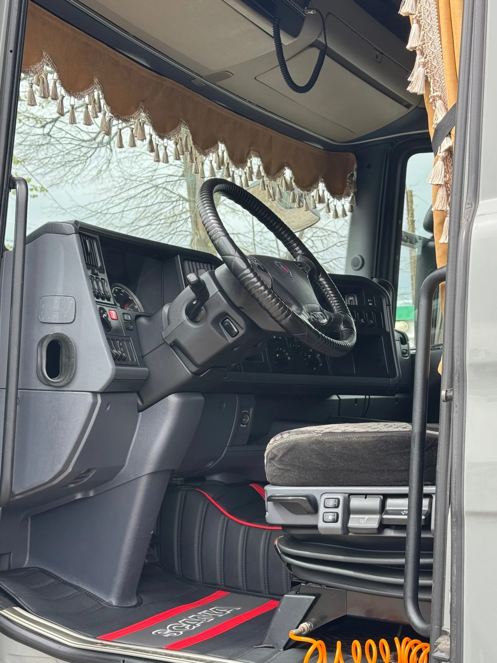 Scania R 410 НАПЪЛНО ОБСЛУЖЕН - изображение 8