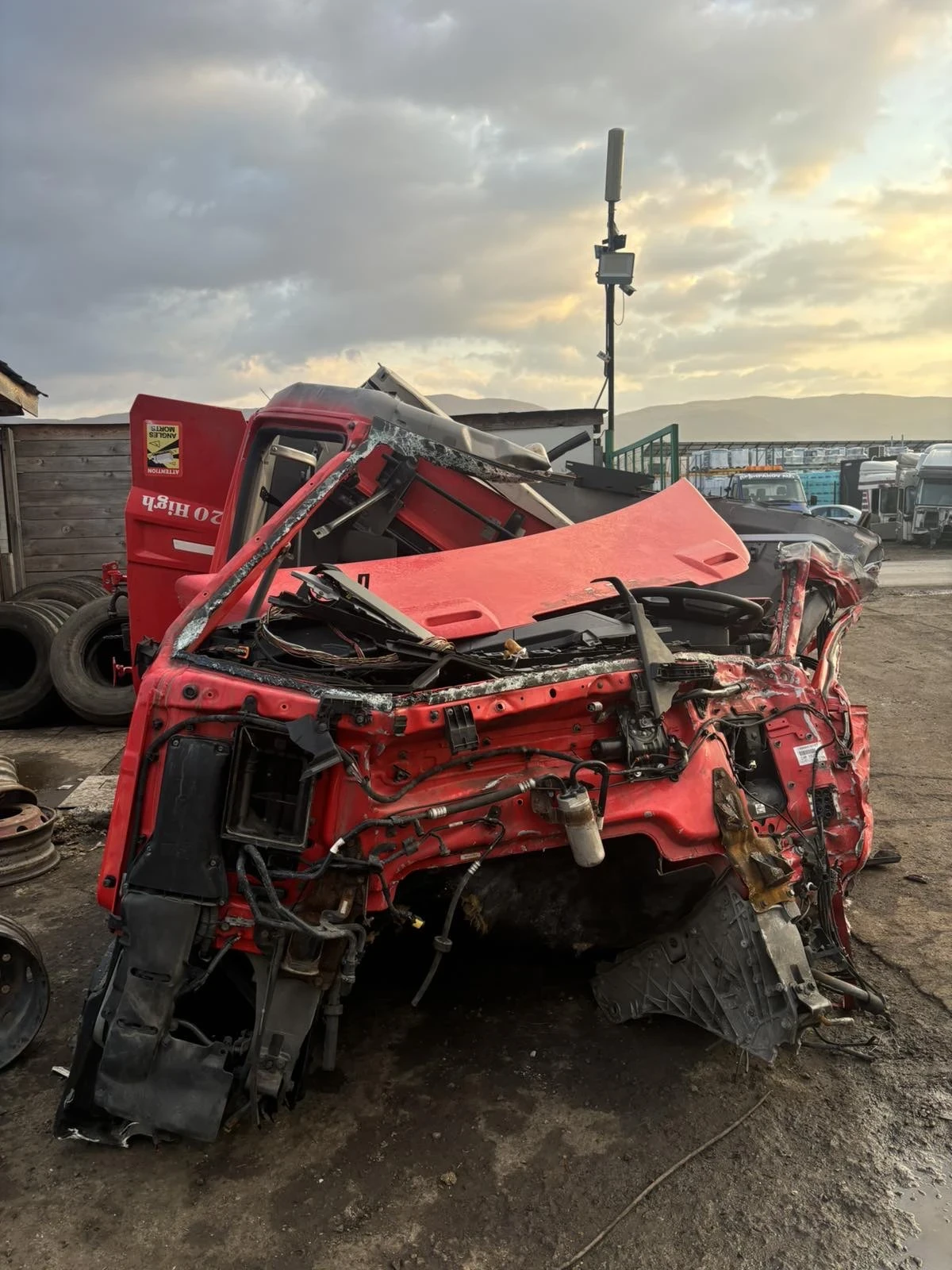 Renault T 520 НА ЧАСТИ, снимка 6 - Камиони - 53742009