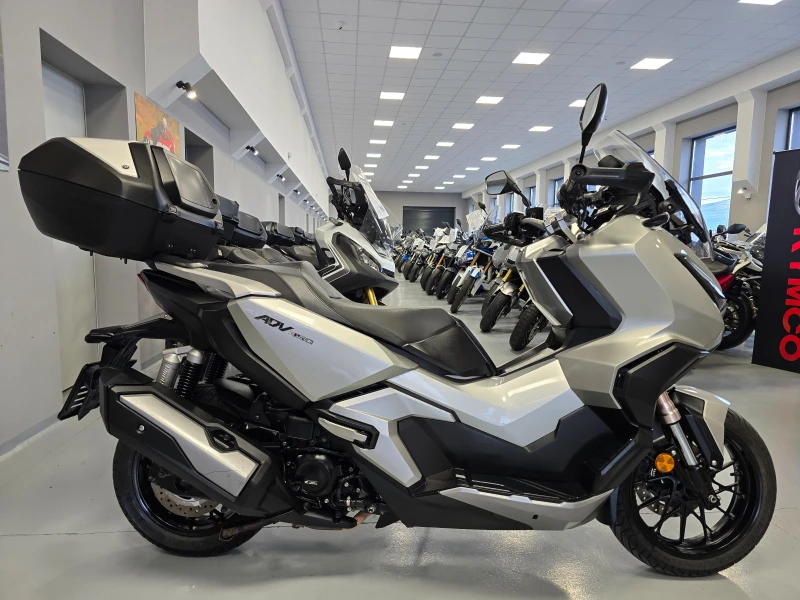 Honda X-ADV 350ie, ABS-TCS, Smart Case, 2022г., снимка 2 - Мотоциклети и мототехника - 51687526