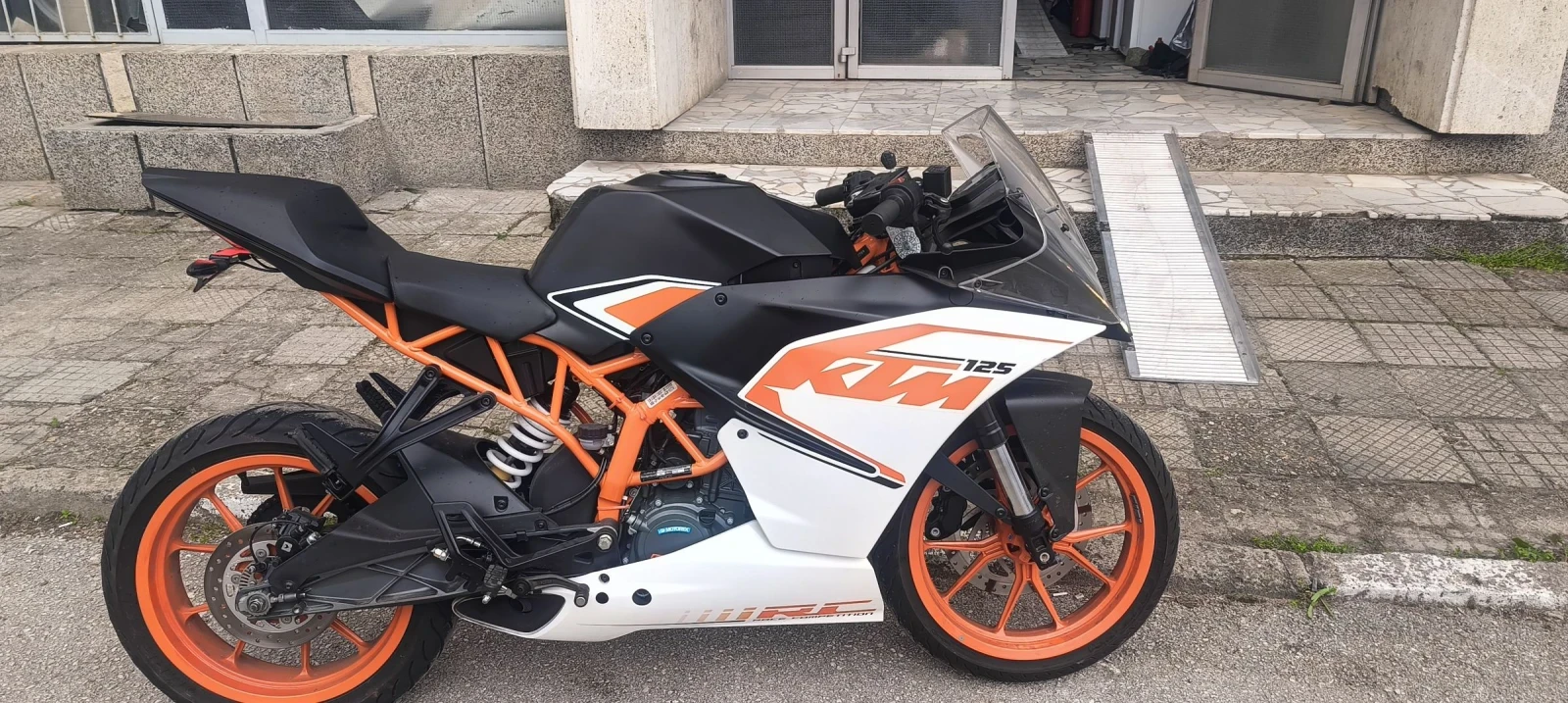 Ktm RC8 125 - изображение 4