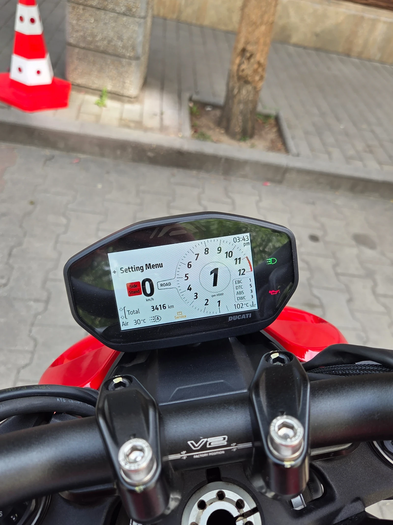 Ducati Streetfighter Streetfighter V2  - изображение 5