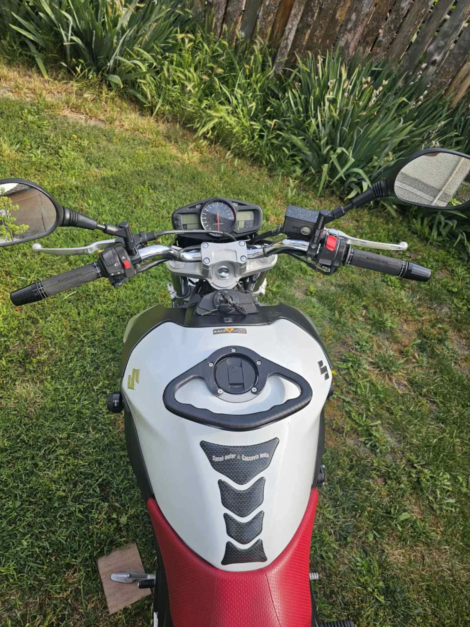 Suzuki Gsr  - изображение 7