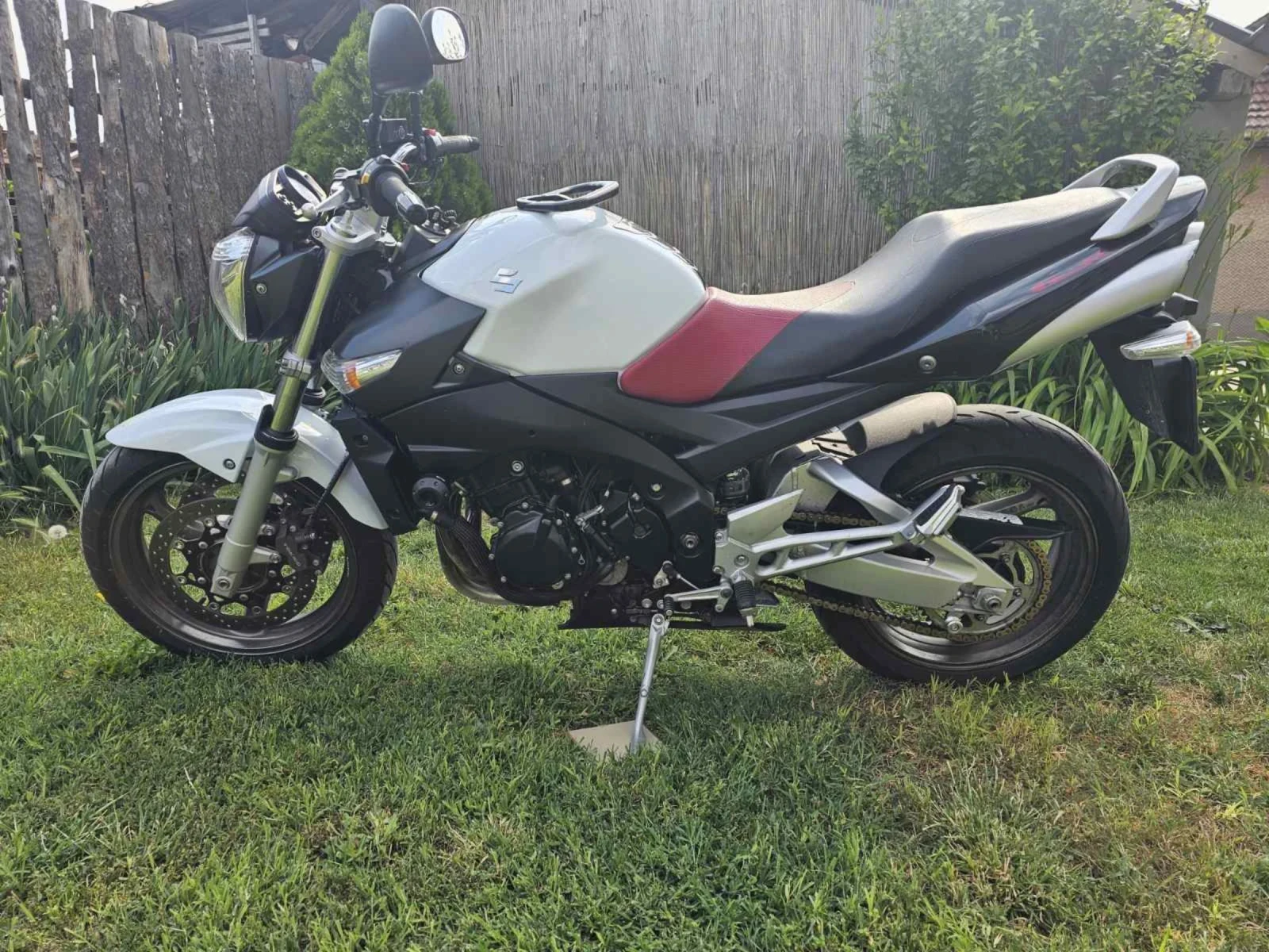 Suzuki Gsr  - изображение 2