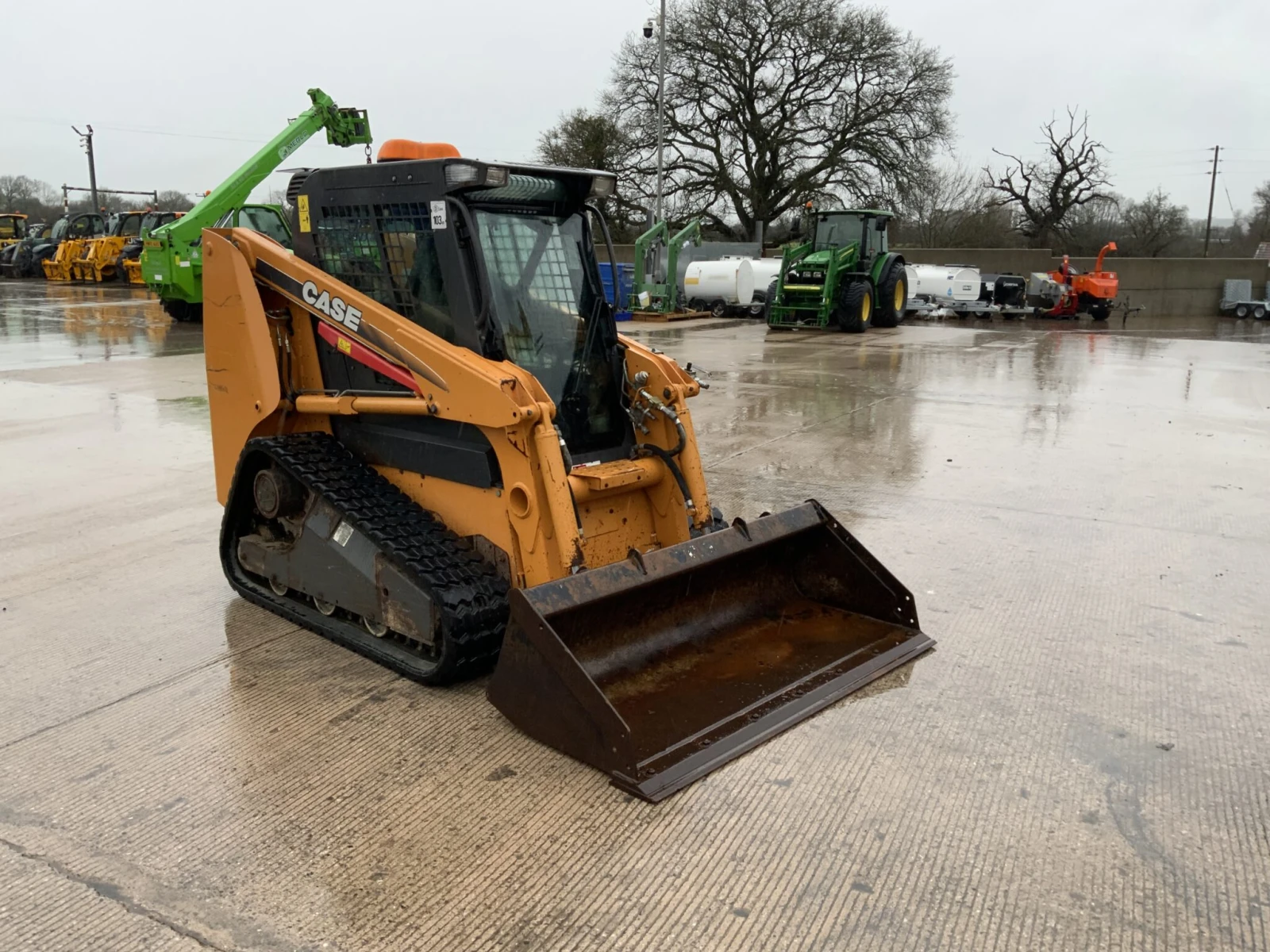 Мини челни товарачи Друга Case 440CT, снимка 1