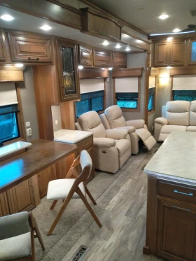 Каравана Други DRV Mobile Suites 40KSSB4, снимка 7