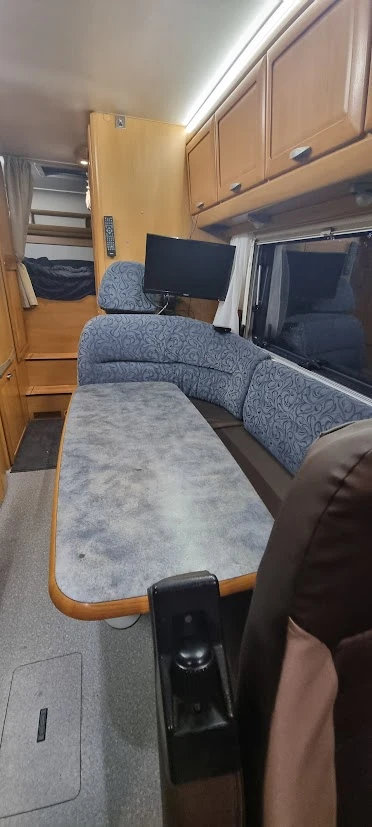 Кемпер HYMER / ERIBA B644SL, снимка 11 - Каравани и кемпери - 46973868