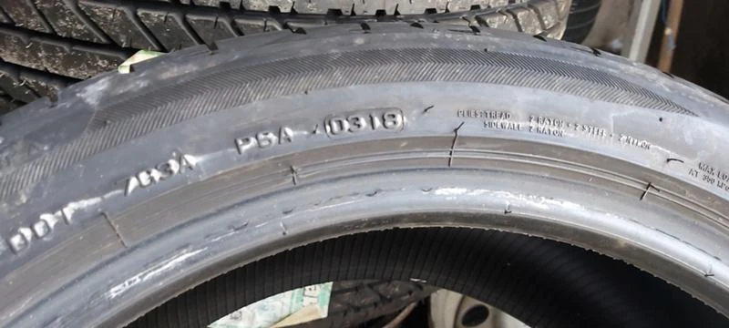 Гуми Летни 255/40R18, снимка 5 - Гуми и джанти - 33539049