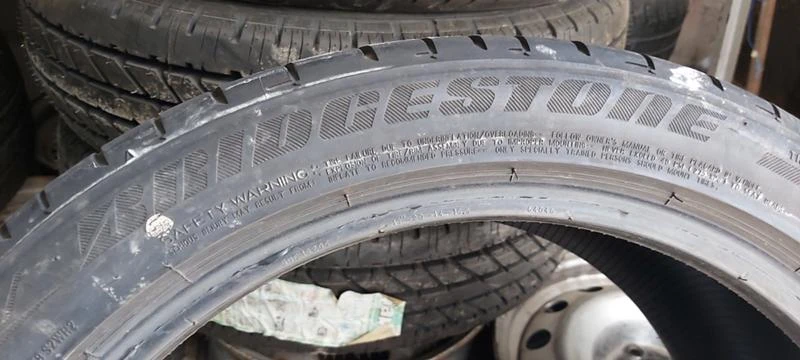 Гуми Летни 255/40R18, снимка 4 - Гуми и джанти - 33539049