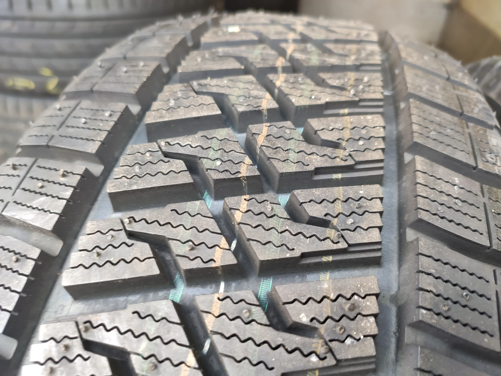  215/65R15 | Mobile.bg   4