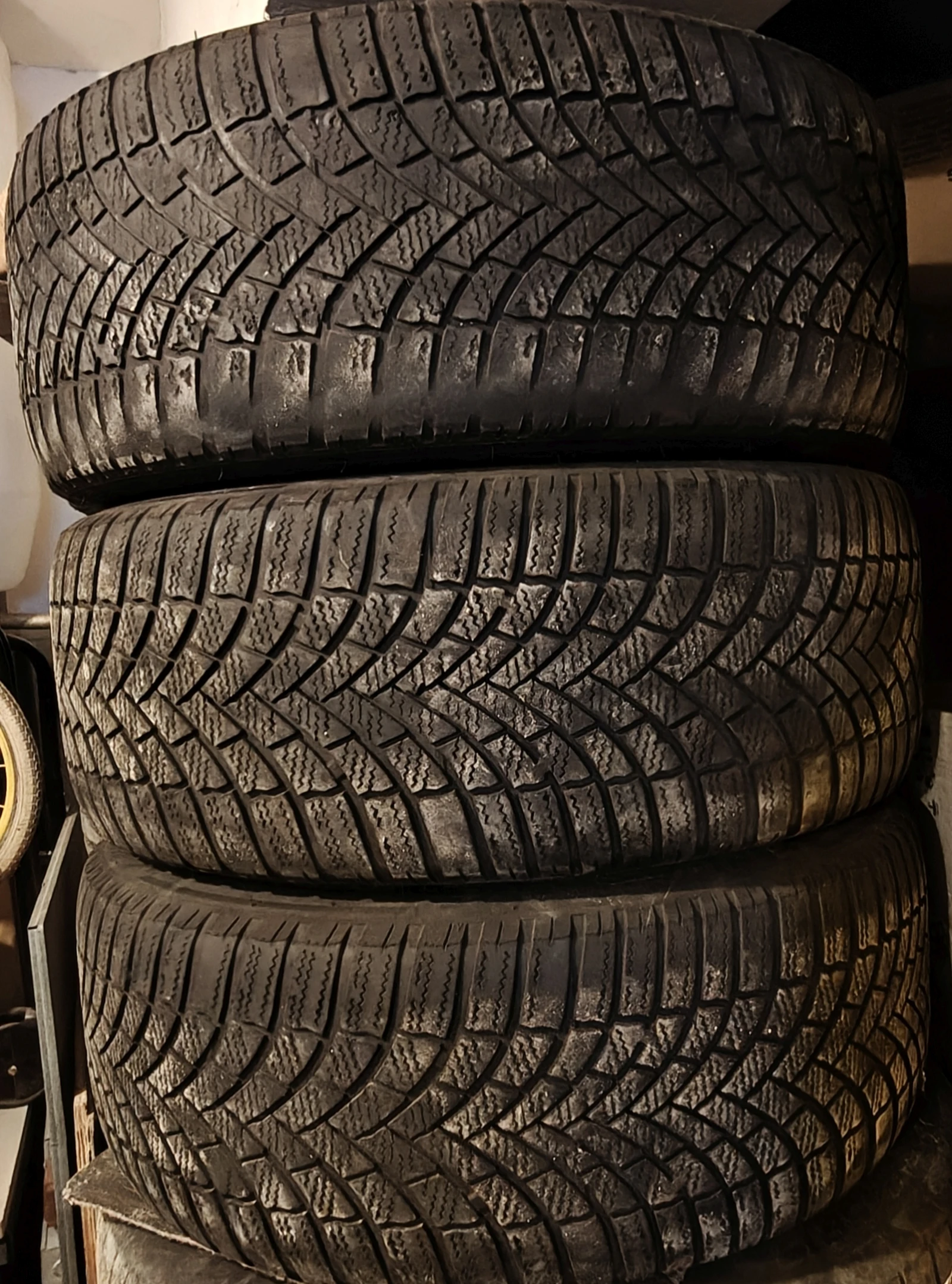 ���� � ������ 235/45R18 �� Tesla | Mobile.bg � ����������� 2