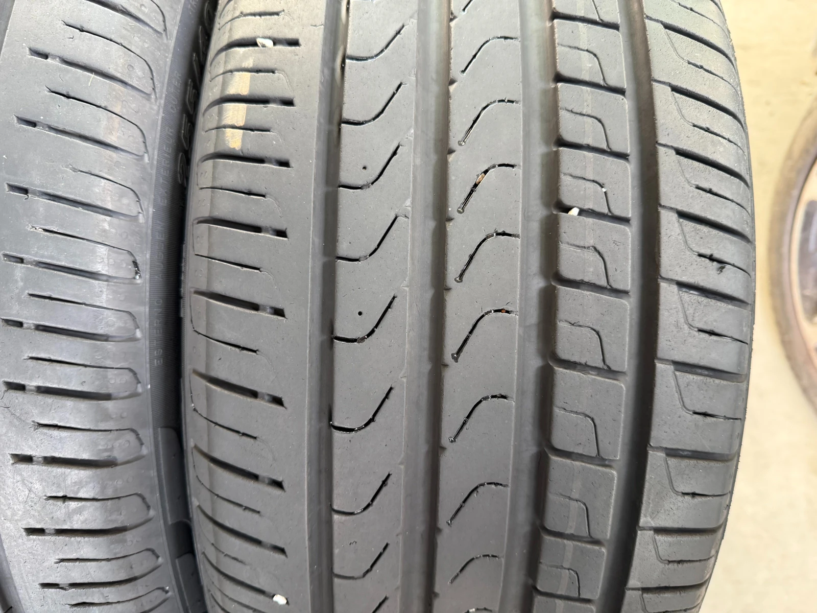 Гуми Летни 255/40R20, снимка 6 - Гуми и джанти - 54994750