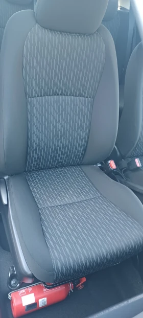 Toyota Yaris 1.4 D-4D, снимка 11