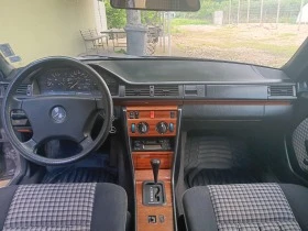 Mercedes-Benz 300 300 D, снимка 8