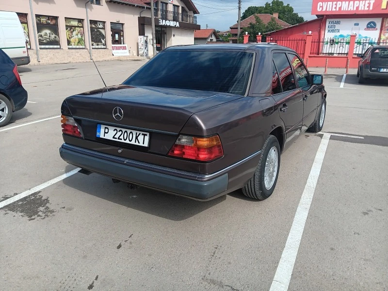 Mercedes-Benz 300 300 D, снимка 4 - Автомобили и джипове - 47249284